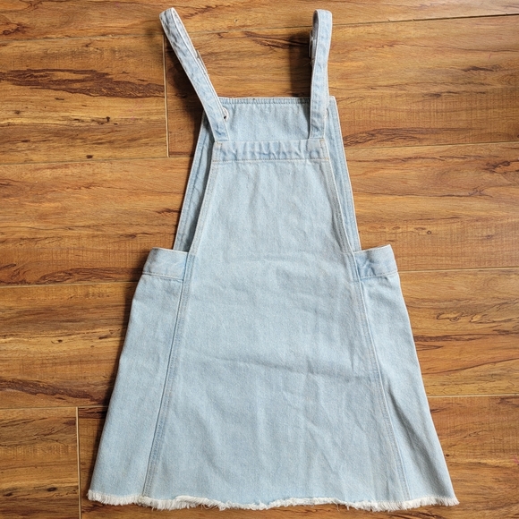 Sz 9 Zara skirtalls - Picture 2 of 2